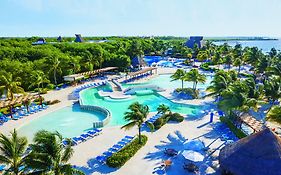 Bluebay Grand Esmeralda